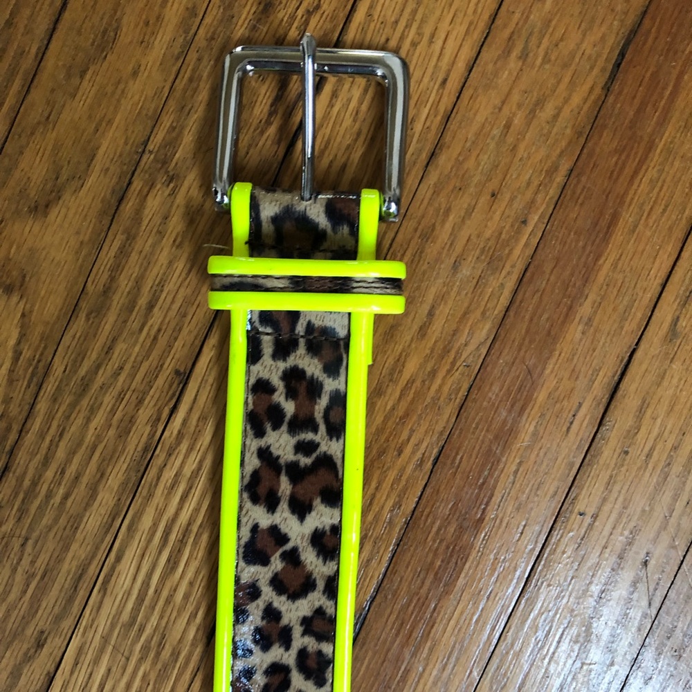 Betsy Johnson leopard belt